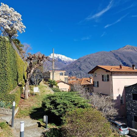 Borgocastello Lägenhet Rezzonico Exteriör bild