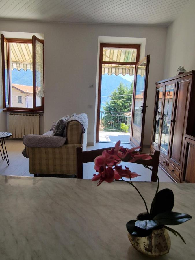 Borgocastello Lägenhet Rezzonico Exteriör bild